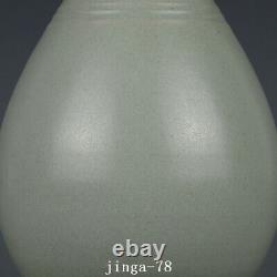 10.6 Chinese Porcelain song dynasty ru kiln mark cyan open slice yuhuchun Vase