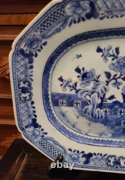 18th Century Antique Chinese Qianlong Period Blue and White Platter 12 3/4