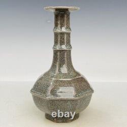 7.1 Chinese Porcelain Song dynasty ge kiln cyan glaze Ice crack eight edge Vase