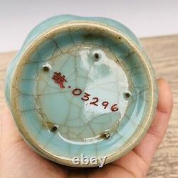 9.1 Chinese Porcelain song dynasty ru kiln mark cyan Ice crack double ear Vase