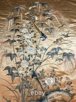 ANTIQUE 19th QI'ING CHINESE EMBROIDERED SILK BED COVER EMBROIDERY 221 x 210 cm
