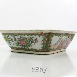 ANTIQUE CHINESE EARLY 1800's ROSE MEDALLION COVERED SERVING DISH 10 X 8-13/16