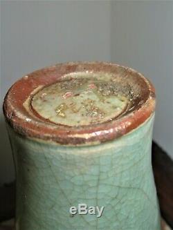 ANTIQUE CHINESE MING DYNASTY LONGQUAN CELADON PORCELAIN VASE With WOODEN STAND