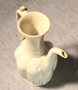 A Chinese Porcelain Tea Pot Qingbai Song Dynasty