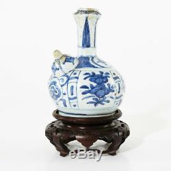 Antique Blue And White Chinese Ming Dynasty Wanli Period Kendi Porcelain