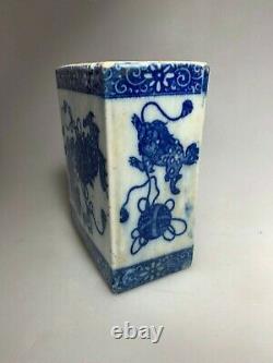Antique China Chinese Qing Blue White Porcelain Foo Dog Opium Pillow Vase 19th C