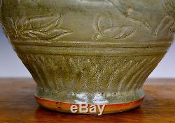 Antique Chinese Ming Celadon Longquan Glaze Phoenix Floral Body Porcelain Vase