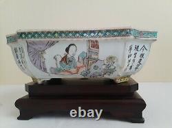 Antique Chinese Porcelain Famille-Rose Pot, Qing Dynasty