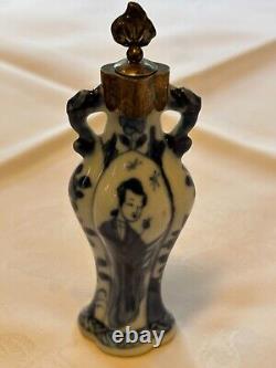 Antique Chinese Porcelain Snuff Bottle with Stopper Excellent Condition