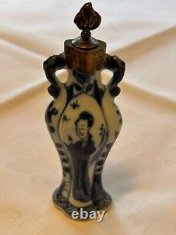 Antique Chinese Porcelain Snuff Bottle with Stopper Excellent Condition