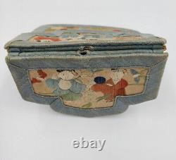 Antique Chinese Qing 19th Century Silk Embroidery Purse Children and Flowers