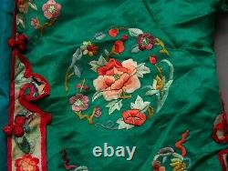 Antique Chinese Qing Dynasty Silk Embroidered textile Jacket Robe Chinese Style