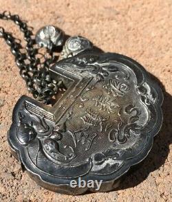 Antique Old Chinese Sterling Silver Repousse Lock Pendant Chain Necklace -81g