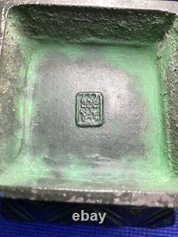 Antique cast iron Chinese vase dynasty mark on bottom