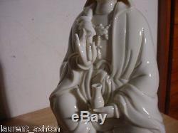 Blanc De Chine Chinese Porcelain Statue Guanyin Kwanyin Quanyin Qing / 20th Cent