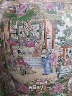 CHINESE ROSE MEDALLION PORCELAIN GILT FLOOR VASE, 95cm, Late Qing Dynasty