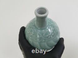 C. 20th Vintage Chinese Celadon Pumpkin Shape Porcelain Vase in Ancient Style