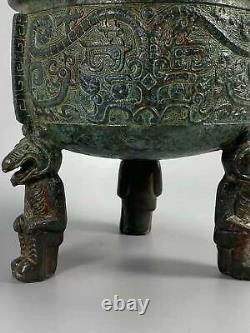 Chinese Bronze Handmade Exquisite Tripod Statue 14244