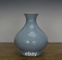 Chinese Longevity Sky Blue Glazed Fish Basket Porcelain Vase