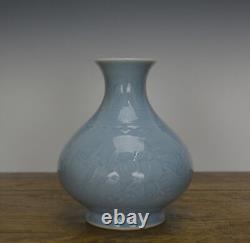 Chinese Longevity Sky Blue Glazed Fish Basket Porcelain Vase