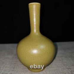 Chinese Porcelain Handmade Exquisite Vases 10345