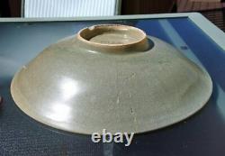 Chinese Song or Yuan Dynasty Celadon Charger 12 W