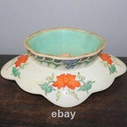 Chinese Vintage Late-Qing Famille Rose Petal Shape Porcelain Oriental Stem Plate