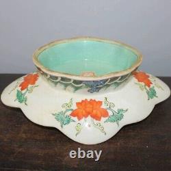 Chinese Vintage Late-Qing Famille Rose Petal Shape Porcelain Oriental Stem Plate