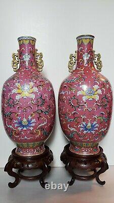 Chinese antique Famille Rose Quianlong seal Vases