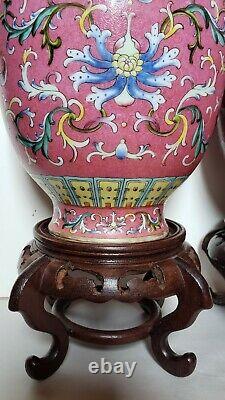 Chinese antique Famille Rose Quianlong seal Vases