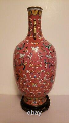 Chinese antique Famille Rose Quianlong seal Vases