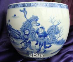 Chinese porcelain blue white jar vase marked signed qing dynasty