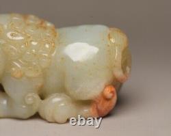 Collection Antiques Chinese Natural Hetian Jade Carved Exquisite Lion Statue