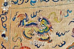 Extraordinary! Antique 19th Century Foo Lions Chinese Silk Tapestry Embroidery