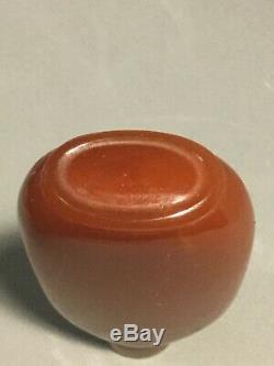 FINE CHINESE QING PERIOD CARVED AMBER ANTIQUE SNUFF BOTTLE With Provenance
