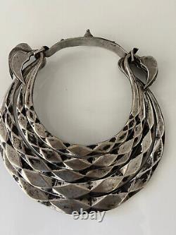 MIAO CHINESE HILL TRIBE Antique Silver Collar Necklace