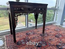 RARE ANTIQUE 18th Century CHINESE HUANGHUALI WOOD TABLE