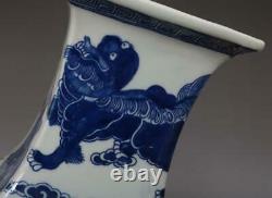 Rare Chinese Old Blue And White Porcelain Vase With Qianlong Marked 42cm (664)