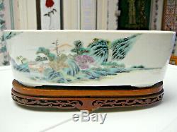 Rare and Chinese porcelain famille rose planter 19thC Guangxu period no mark