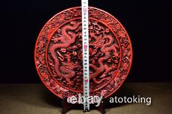 12,4 Assiette en laque d'antiquités chinoises avec motif de double dragon et lettrage.