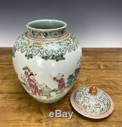 19 C. Chinois Qing Daoguang Famille Rose Figure Balustre Vase En Porcelaine Avec Couvercle