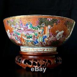 A Fine Chinese C 18 Export Porcelain Punch Bowl C. 1775. Période Qianlong