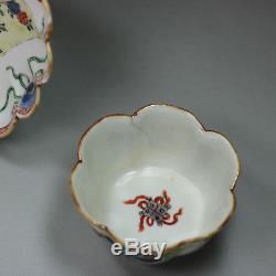 Ancien Porte-thé Et Soucoupe En Porcelaine De Chine, Chine (kangxi, 1662-1722)