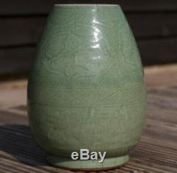 Antique Chinois 1368 -1644 Dynastie Ming Longquan Celadon Vase Baie Vitrée Réduite