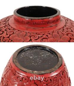 Antique Chinois Cinnabar Lacquer Ginger Jar Lided Vase Urn Finement Sculpté Détail