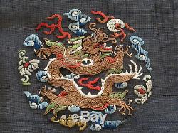 Antique Chinois Robe Frontière Broderie De Soie De Dragons