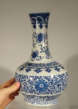 Antique Chinois Sous Glaze Blue Et Blanc Kangxi Mark Bouteille Vase 19ème Siècle