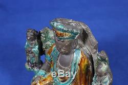 Antique Dynastie Ming Fin Sancai Chinois Figurine En Céramique Émaillée Guanyin 17ème