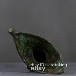 Antiquités chinoises : Coupe trépied en bronze de la période de la dynastie des Han avec inscriptions.