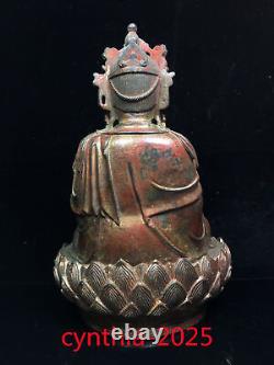 Antiquités chinoises : Statue en cuivre pur doré représentant Guanyin Bodhisattva assis sur un lotus.